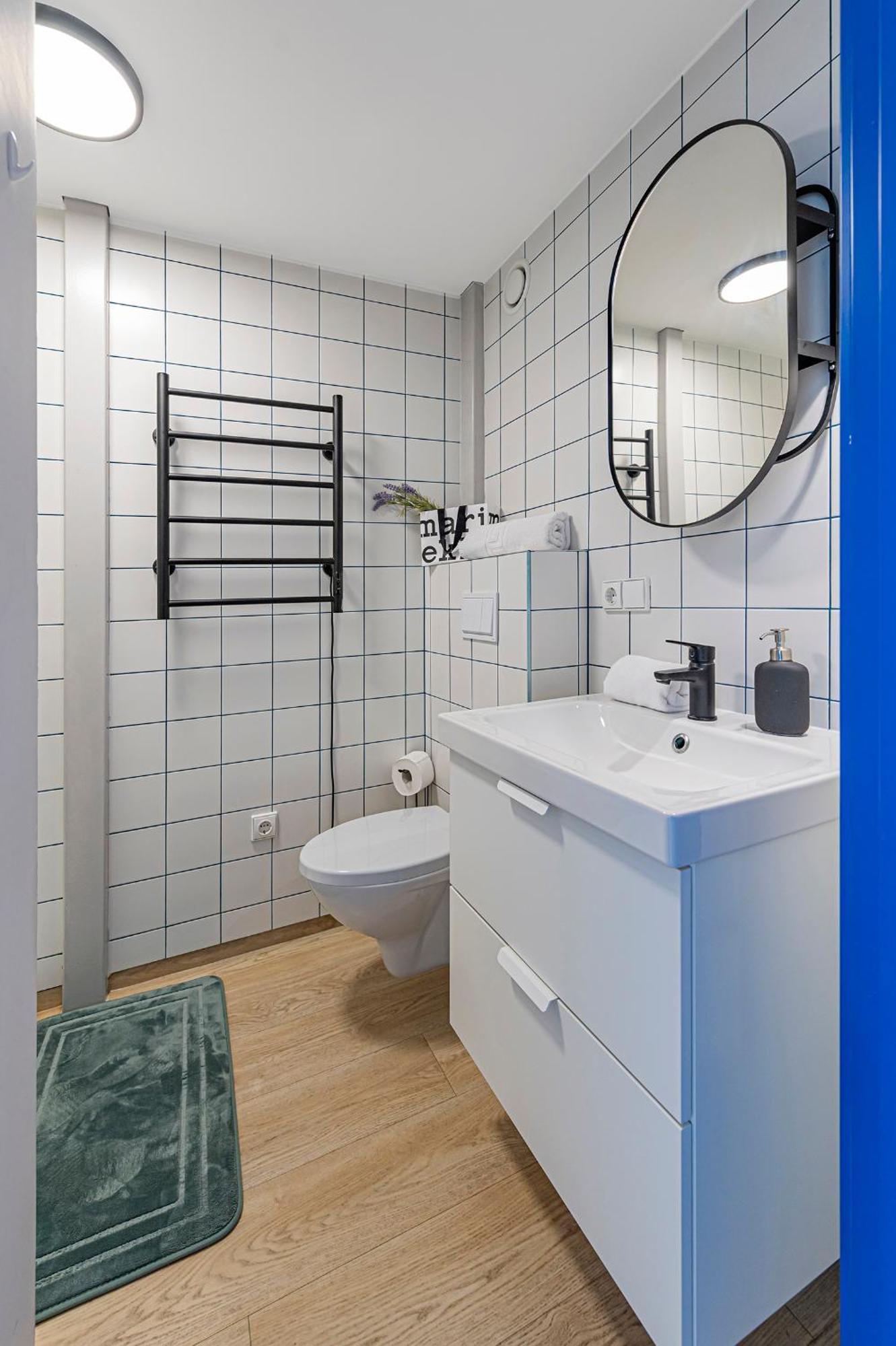 Mini Loft 1 Bd Apt By Hostlovers Каунас Екстериор снимка